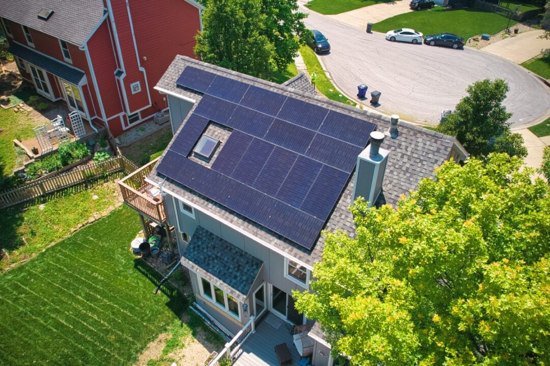 7.6 kW kW Residential REC Solar Installation in Olathe, Kansas